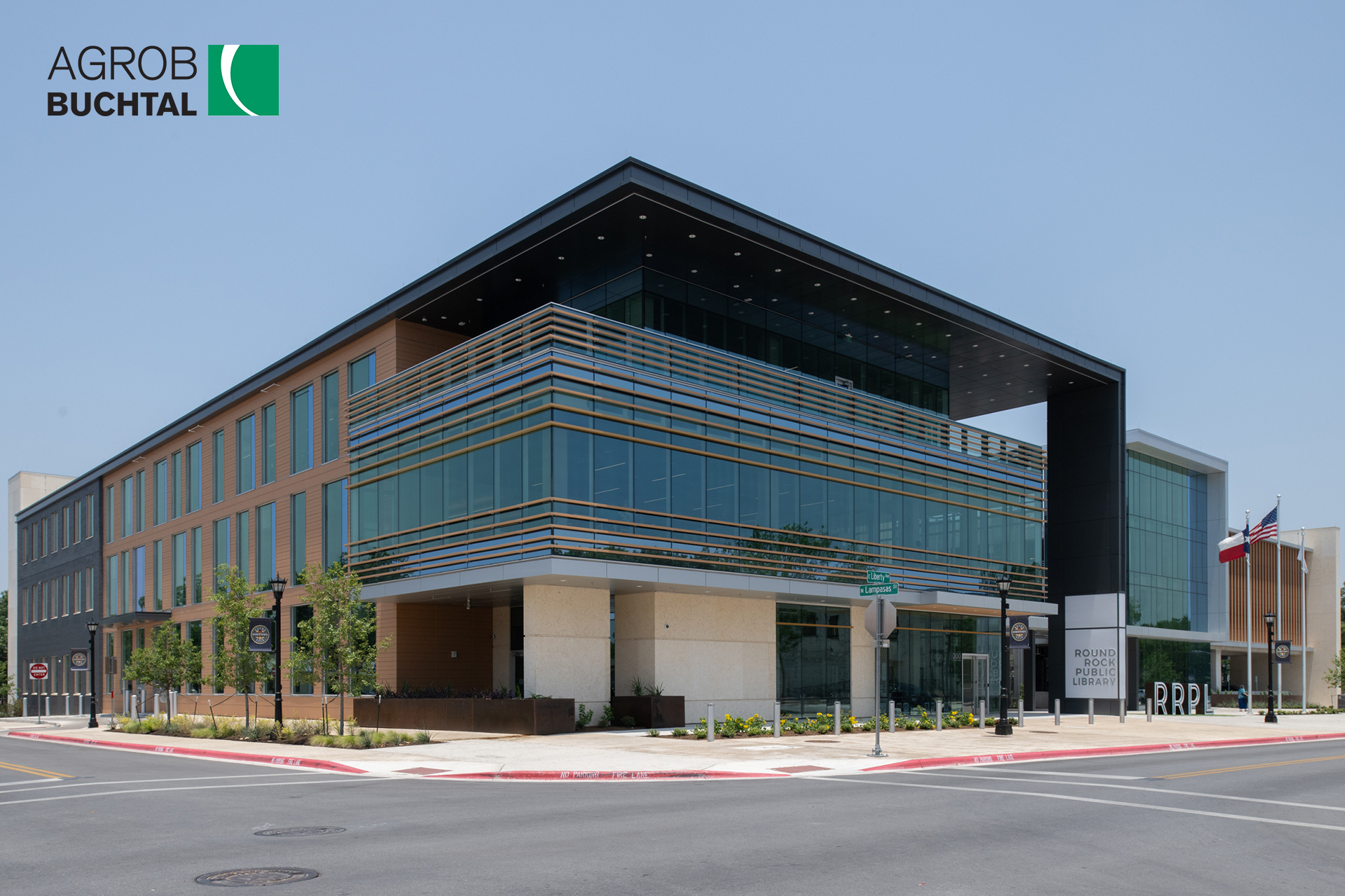 Round Rock Public Library, Smooth and Grooved KeraTwin Panels, KeraShape Baguettes, Natura 412 Salmon