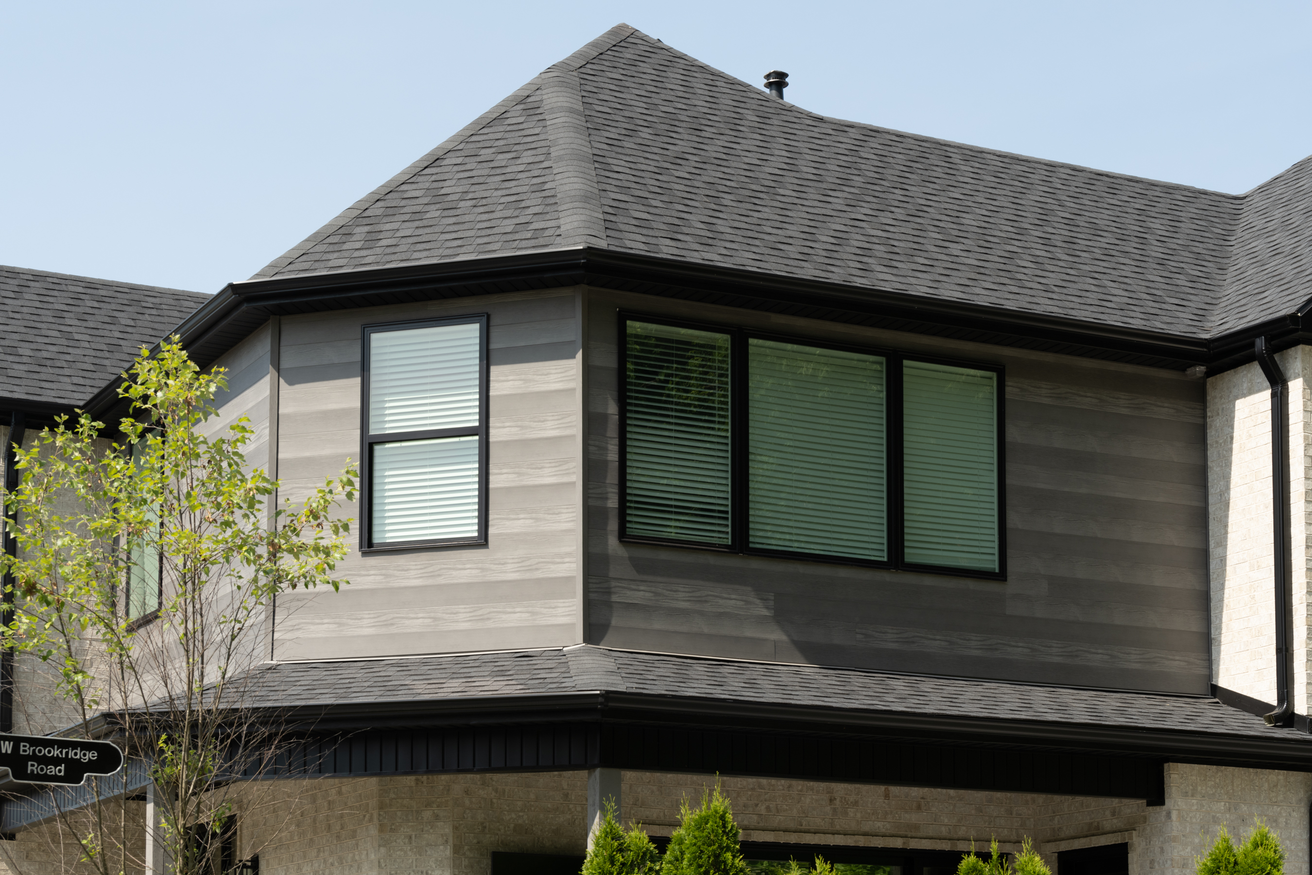 Mac metal siding feature on home